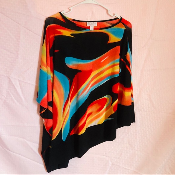 Scapa Lauren Perre Tops - Women’s Scapa Lauren Perre. Top. Size Medium.